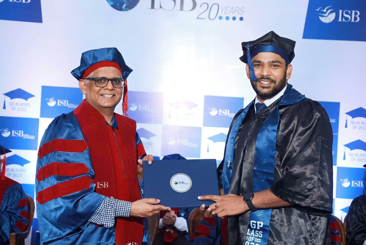 ISB convocation — PGP Class with the Dean